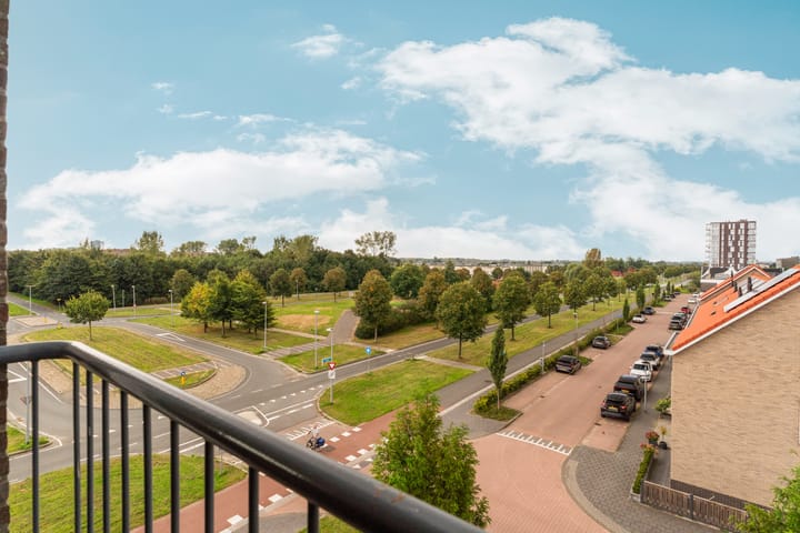 Foto 1 van Kebajastraat 9