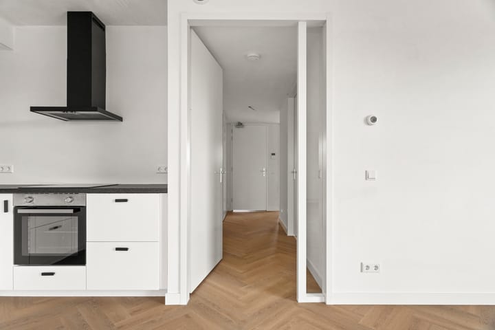 Foto 26 van Kebajastraat 9