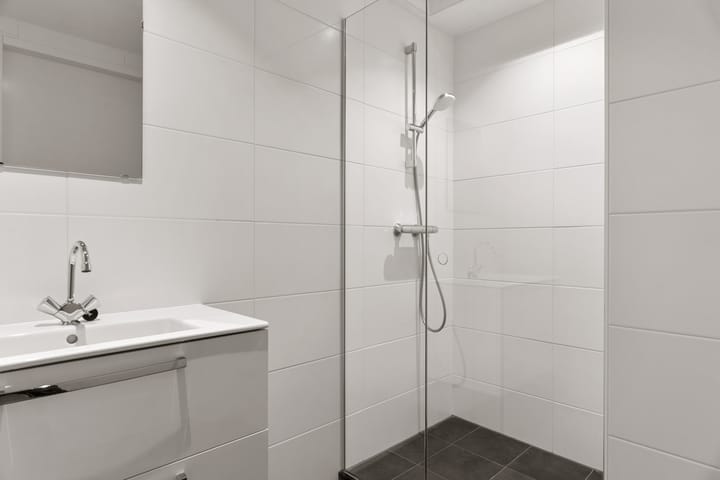 Foto 32 van Kebajastraat 9