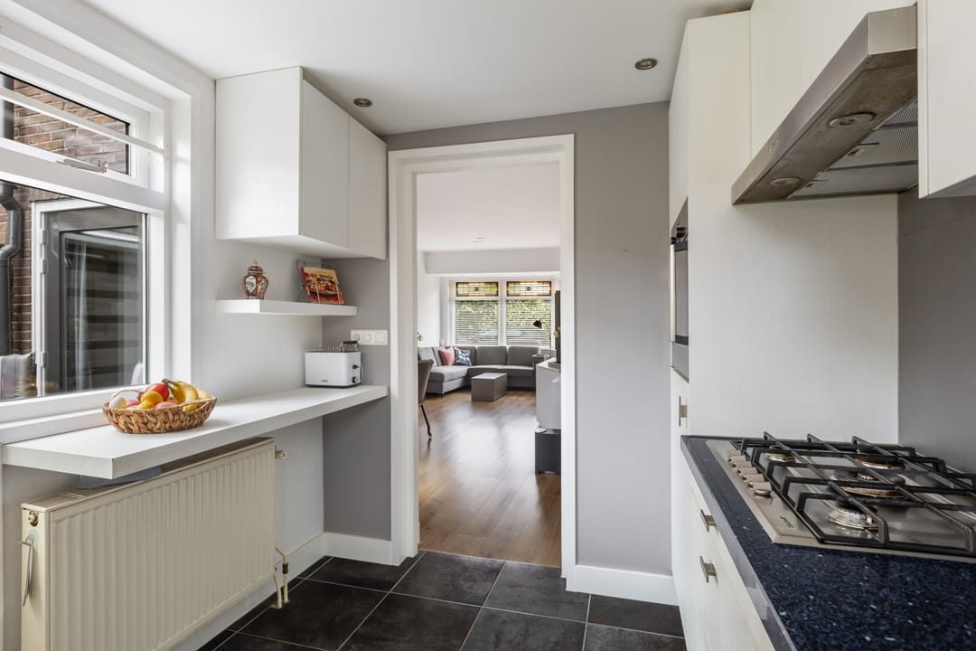 Foto 17 van Burg. Schalijstraat 18