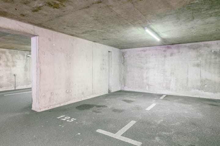 Photo 36 of Gedempte Zalmhaven 749