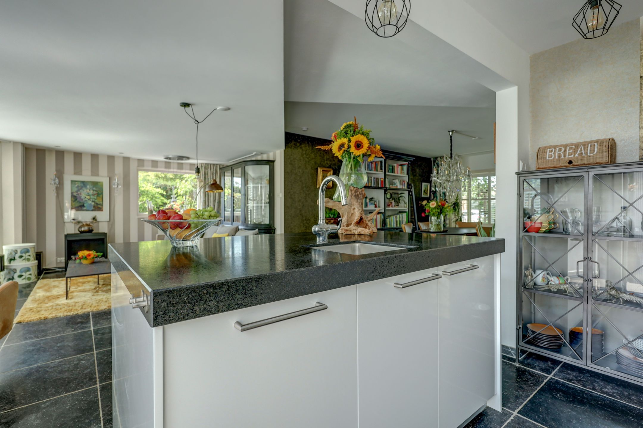 Foto 12 van Oranjestraat 121