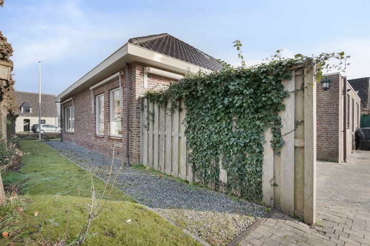 Foto 42 van Sportlaan 42