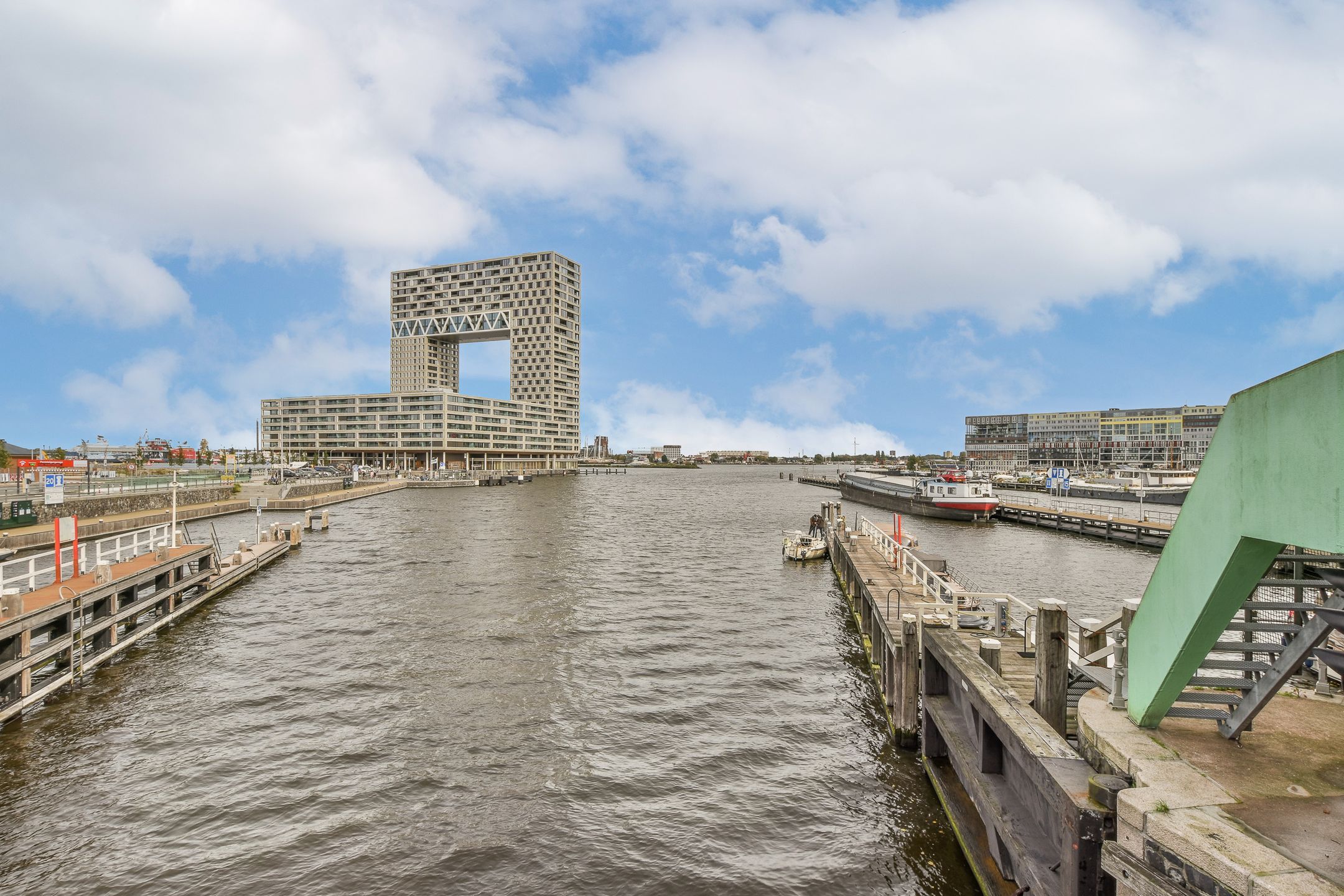 Foto 27 van Barentszstraat 136