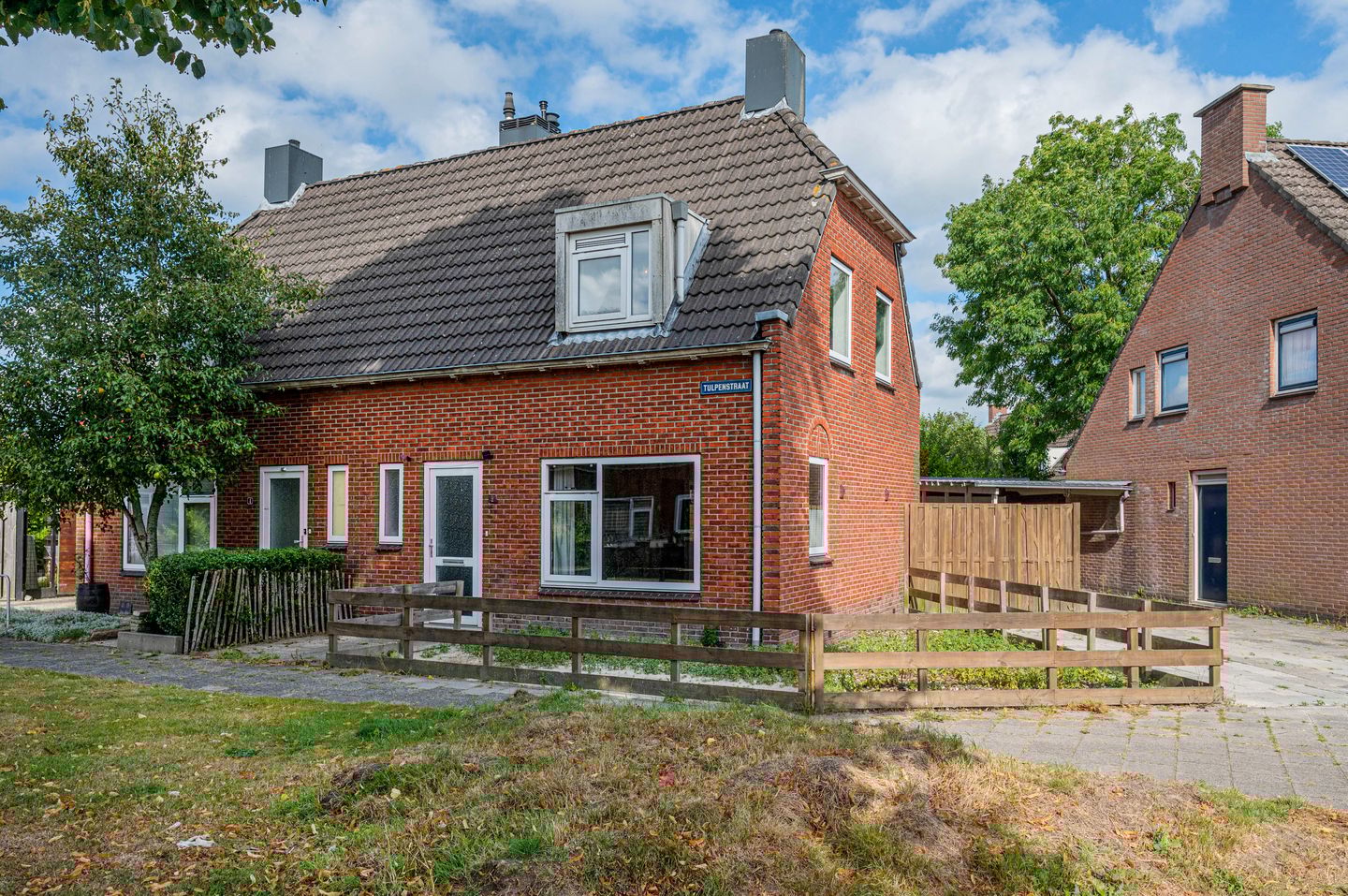 Foto 1 van Tulpenstraat 2