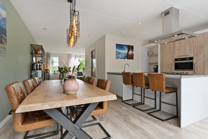 Foto 19 van Burcht 75