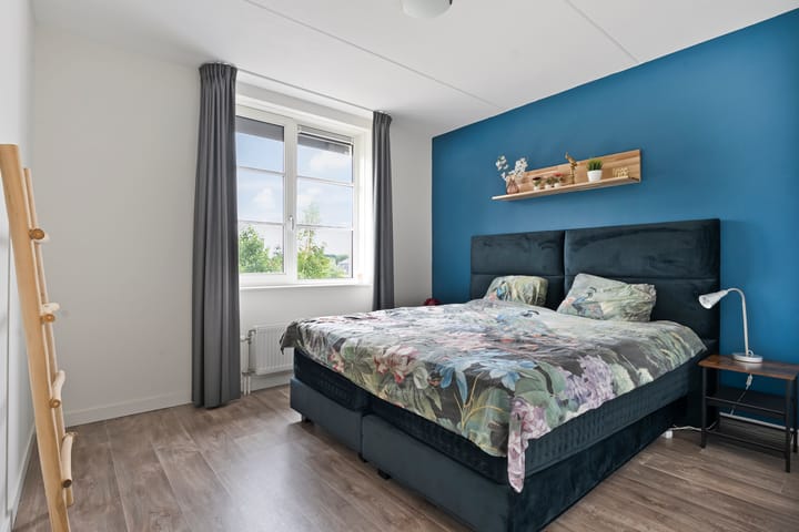 Foto 29 van Burcht 75