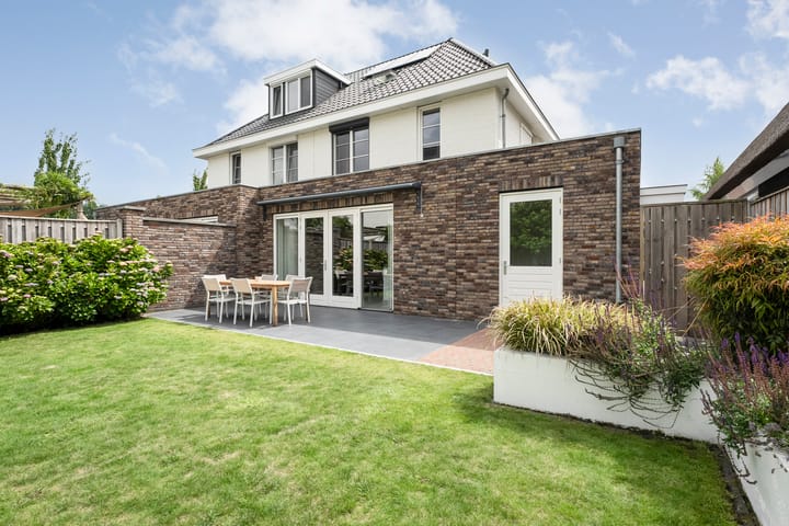 Foto 43 van Burcht 75