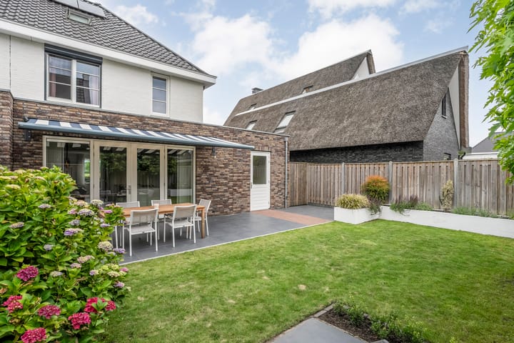 Foto 47 van Burcht 75