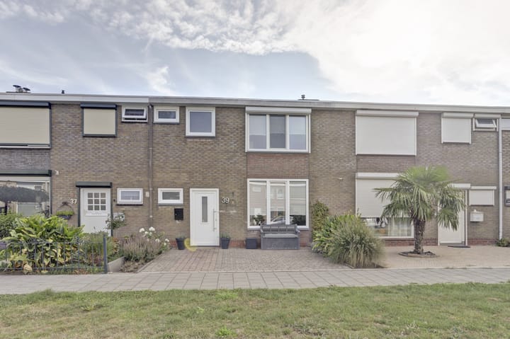 Foto 8 van Irisstraat 39