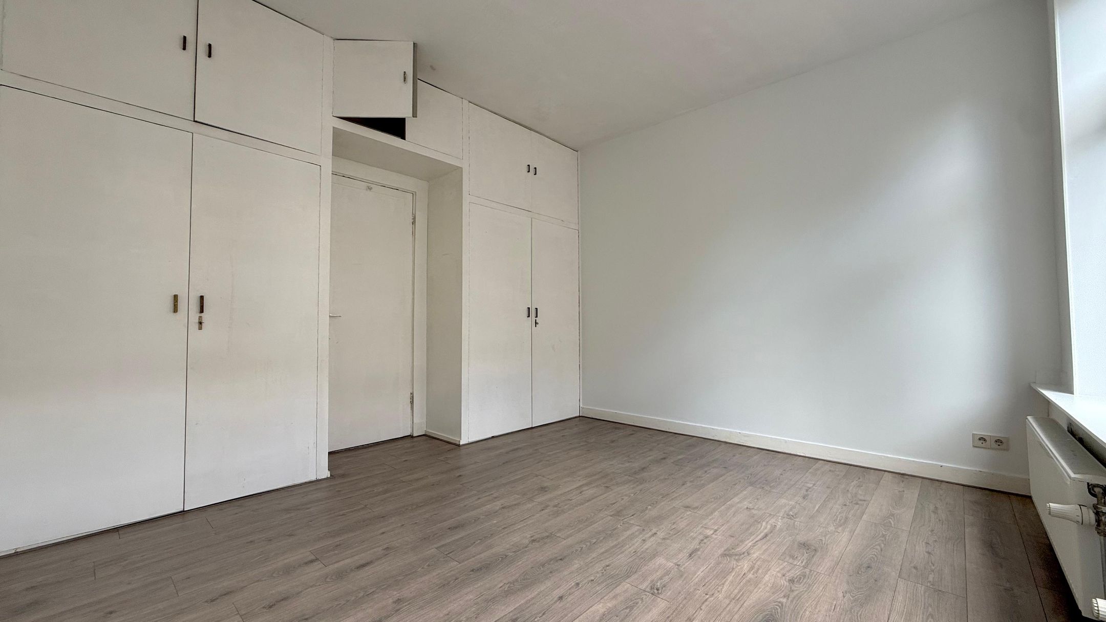 Foto 12 van Maarten Harpertszoon Trompstraat 12-1