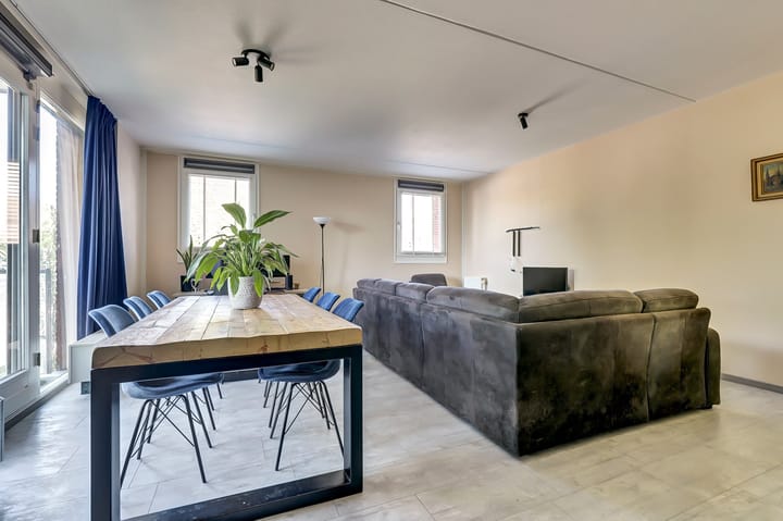 Foto 2 van Van Hoevestraat 45