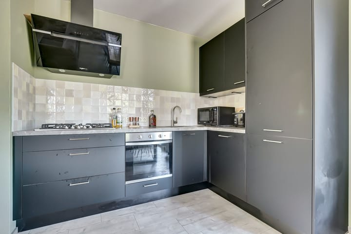 Foto 12 van Van Hoevestraat 45