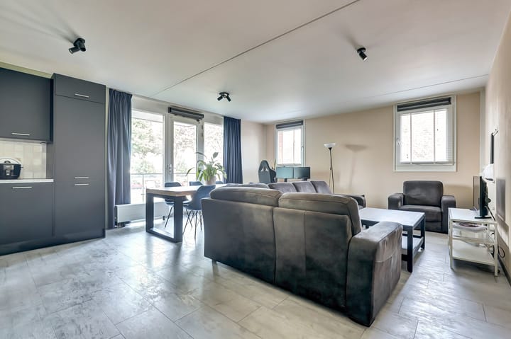 Foto 8 van Van Hoevestraat 45