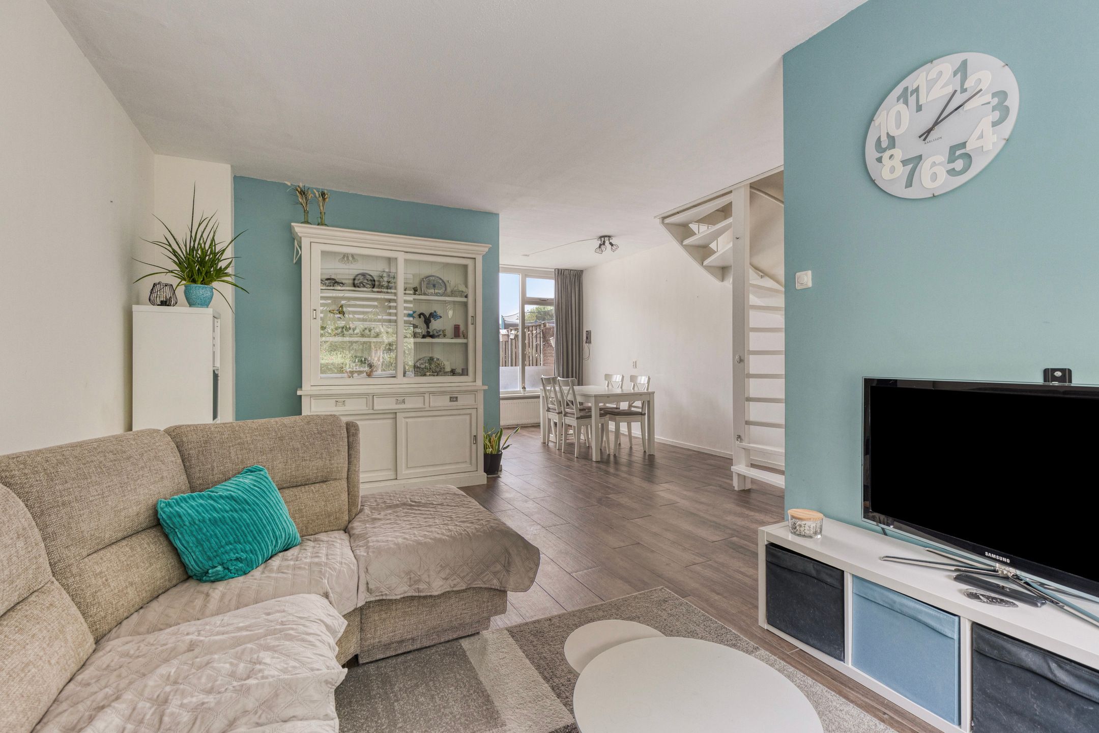 Photo 9 of Walhoven 62