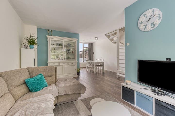 Foto 9 van Walhoven 62