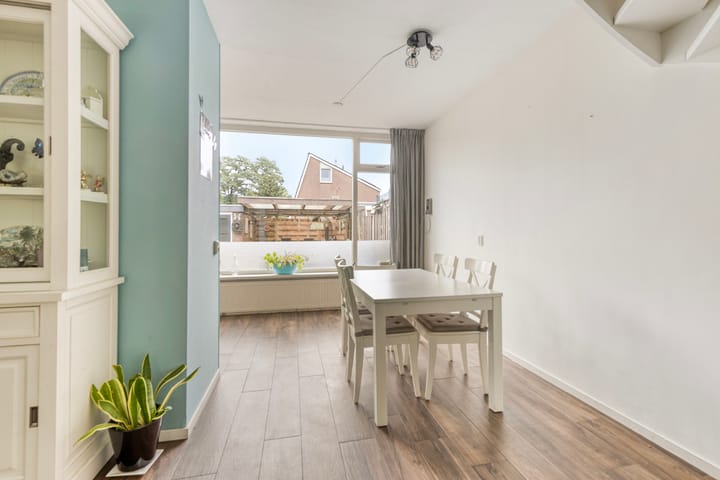 Foto 10 van Walhoven 62