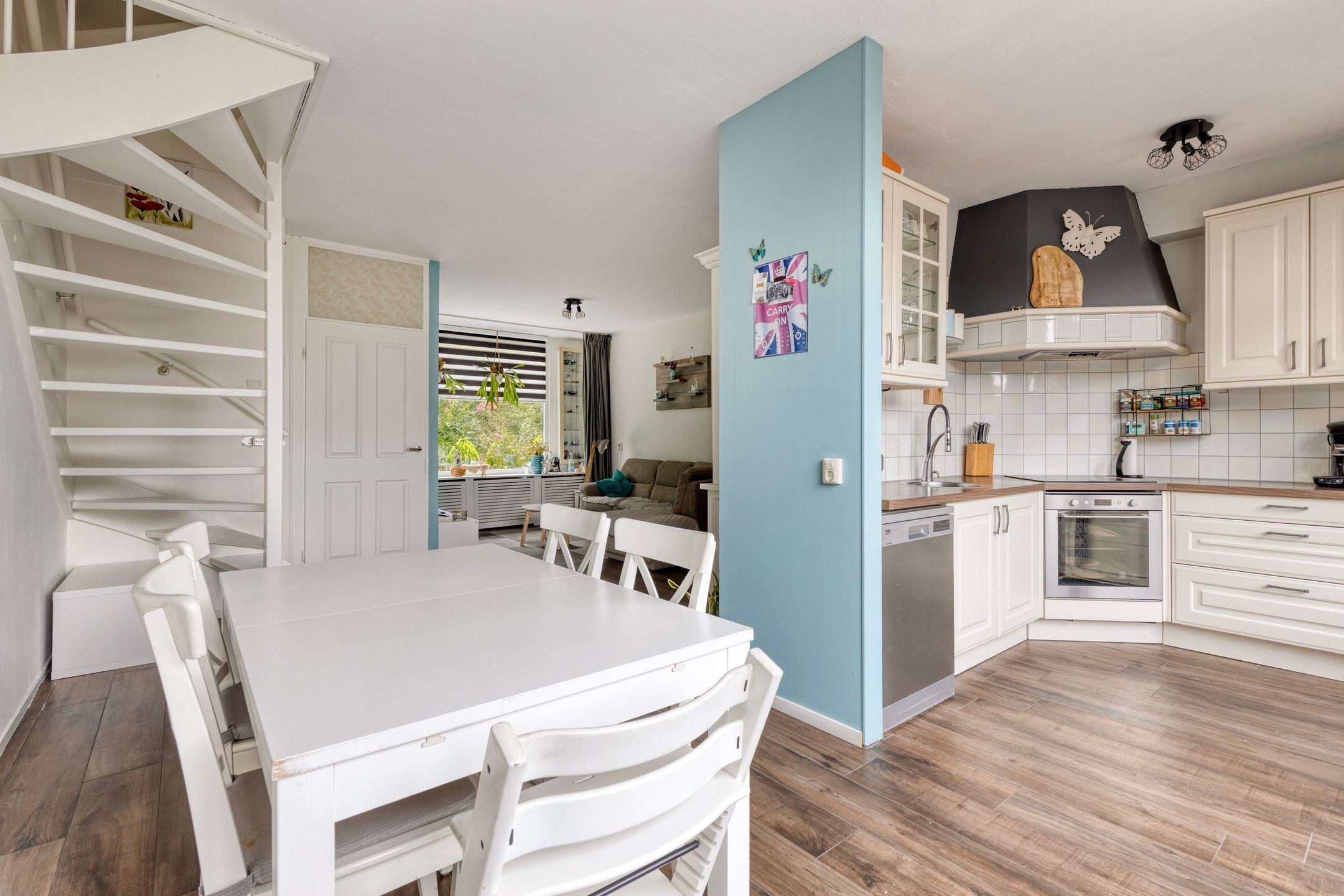 Photo 12 of Walhoven 62