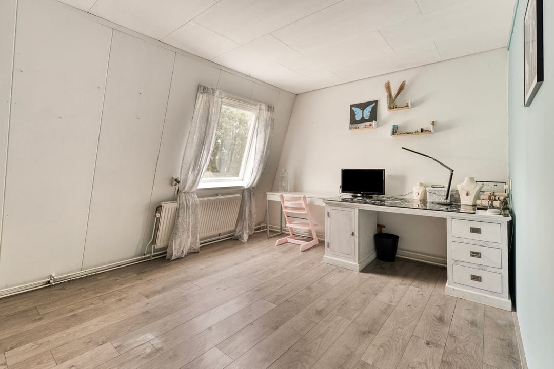 Photo 23 of Walhoven 62