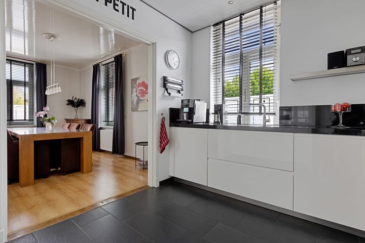 Foto 3 van Stationsstraat 94