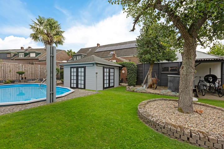 Photo 43 of Stationsstraat 94