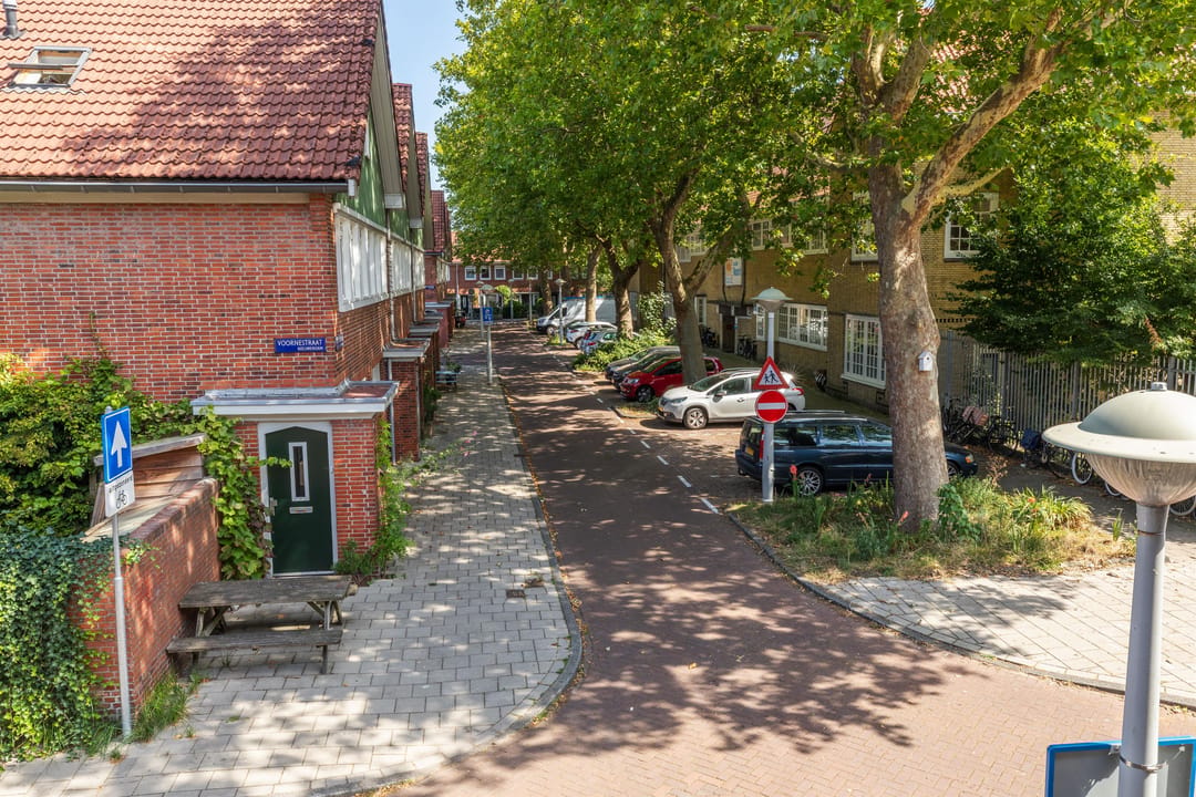 Photo 8 of Voornestraat 13