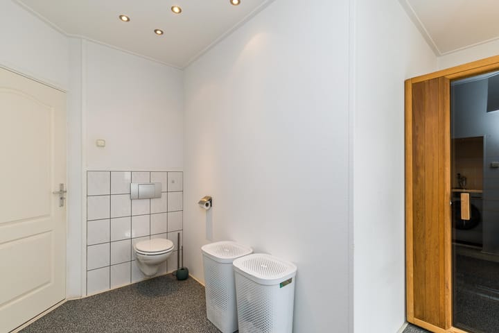 Foto 38 van Albert Cuijpstraat 20