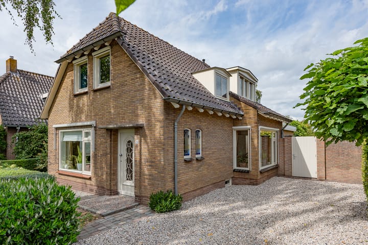 Foto 4 van Zuiderzeestraatweg Oost 26