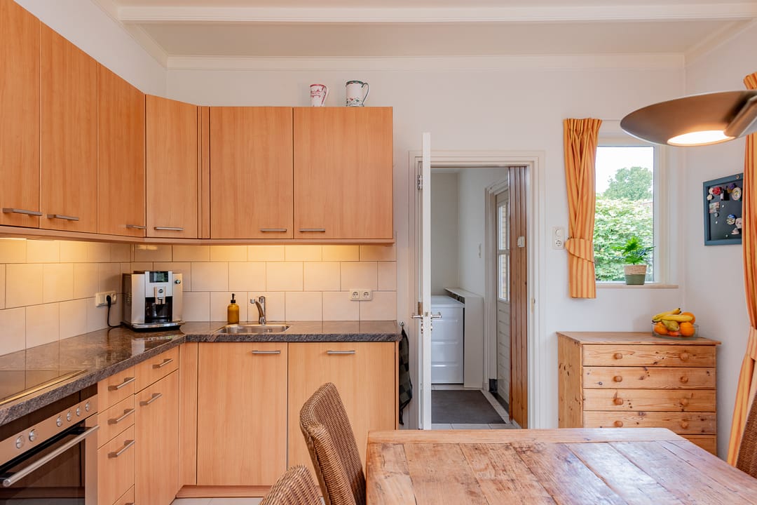 Foto 7 van Zuiderzeestraatweg Oost 26