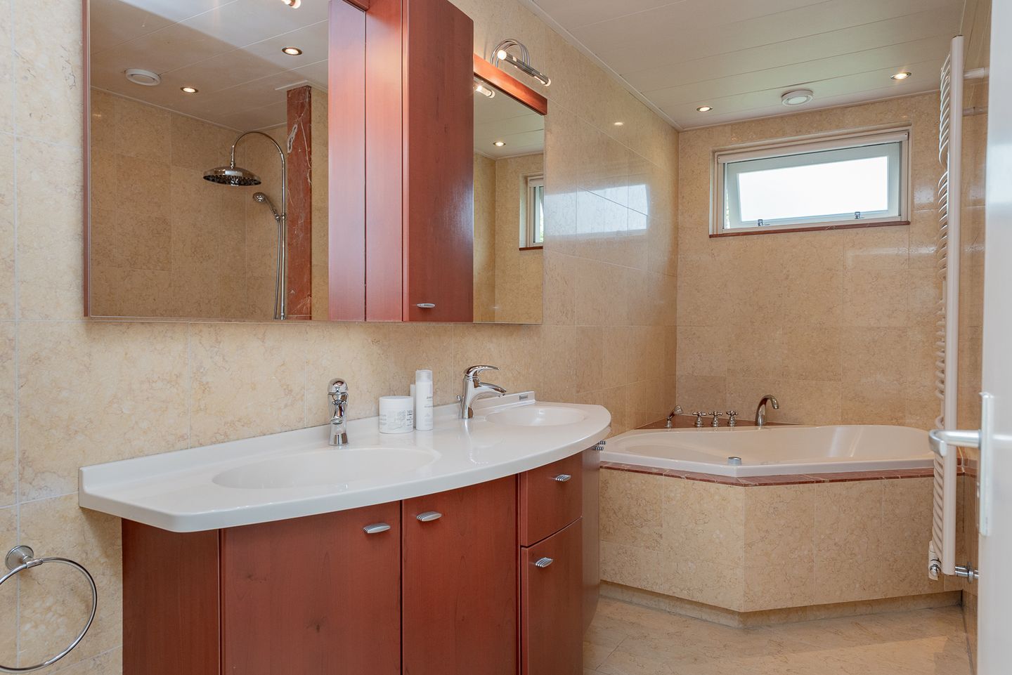 Foto 19 van Zuiderzeestraatweg Oost 26