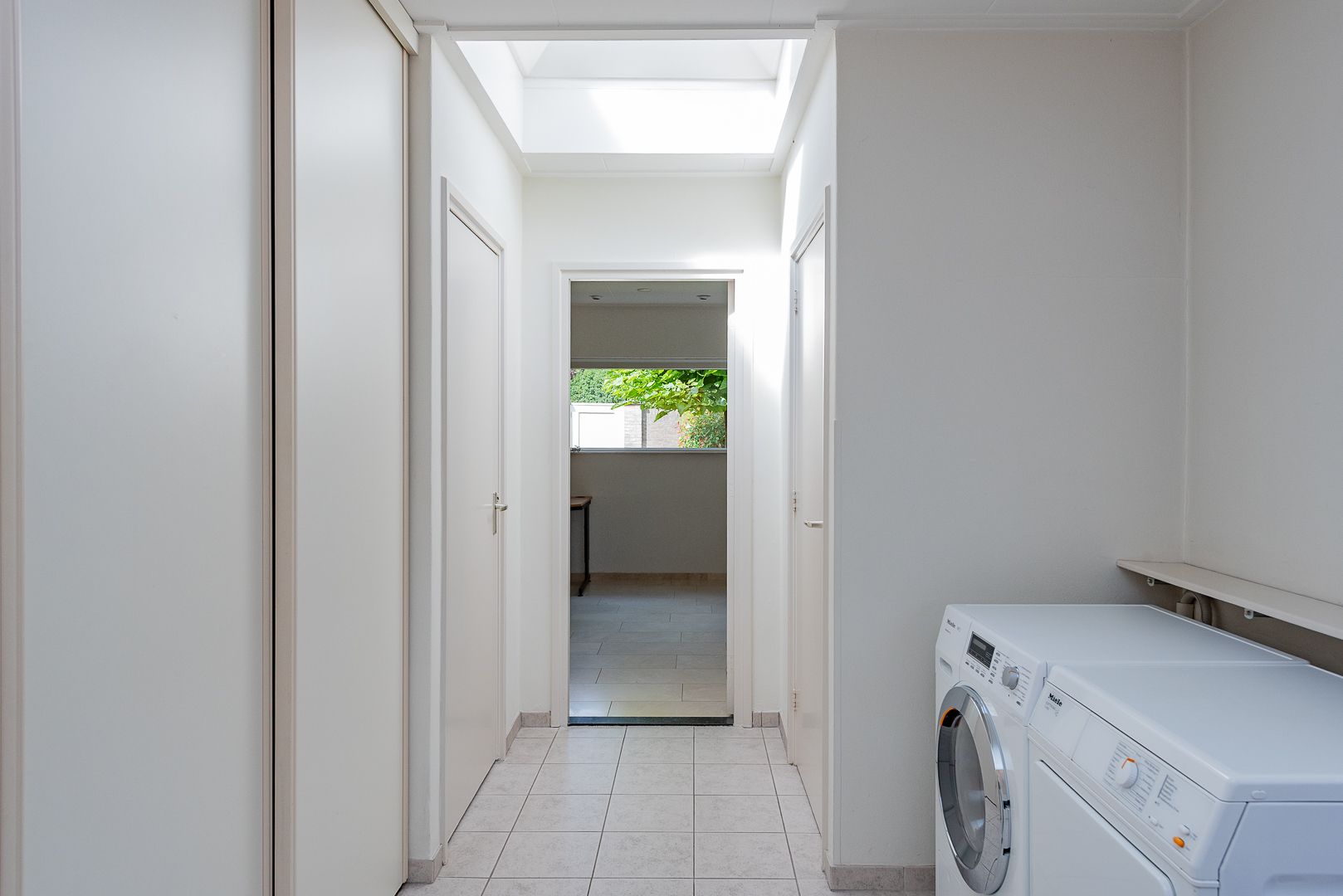 Foto 24 van Zuiderzeestraatweg Oost 26