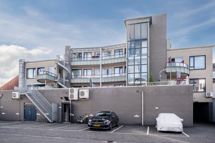 Photo 32 of Molenstraat 34-H