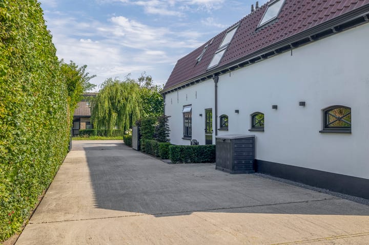 Foto 16 van 1e Kruisweg 28