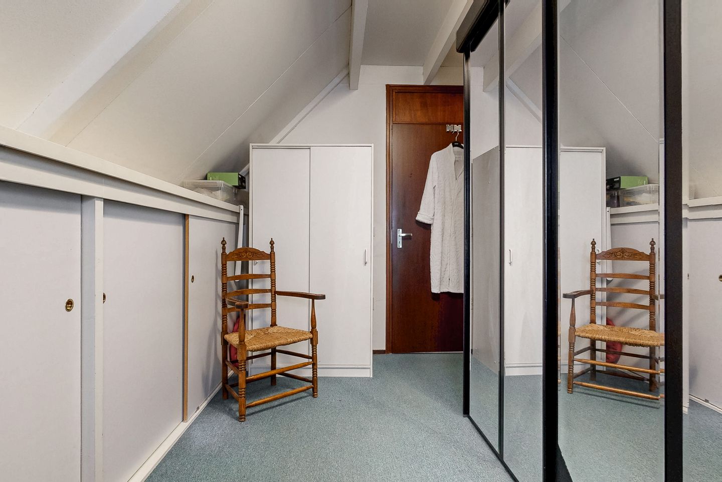 Photo 25 of Oeverloper 1