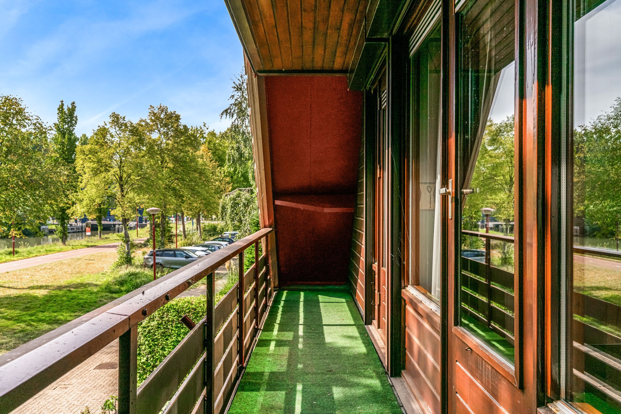 Photo 36 of Oeverloper 1