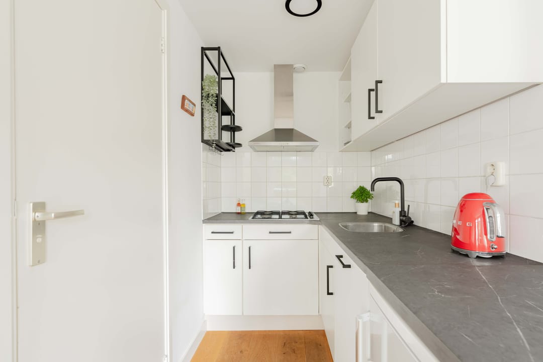 Photo 8 of Jacob van Lennepstraat 52-2A