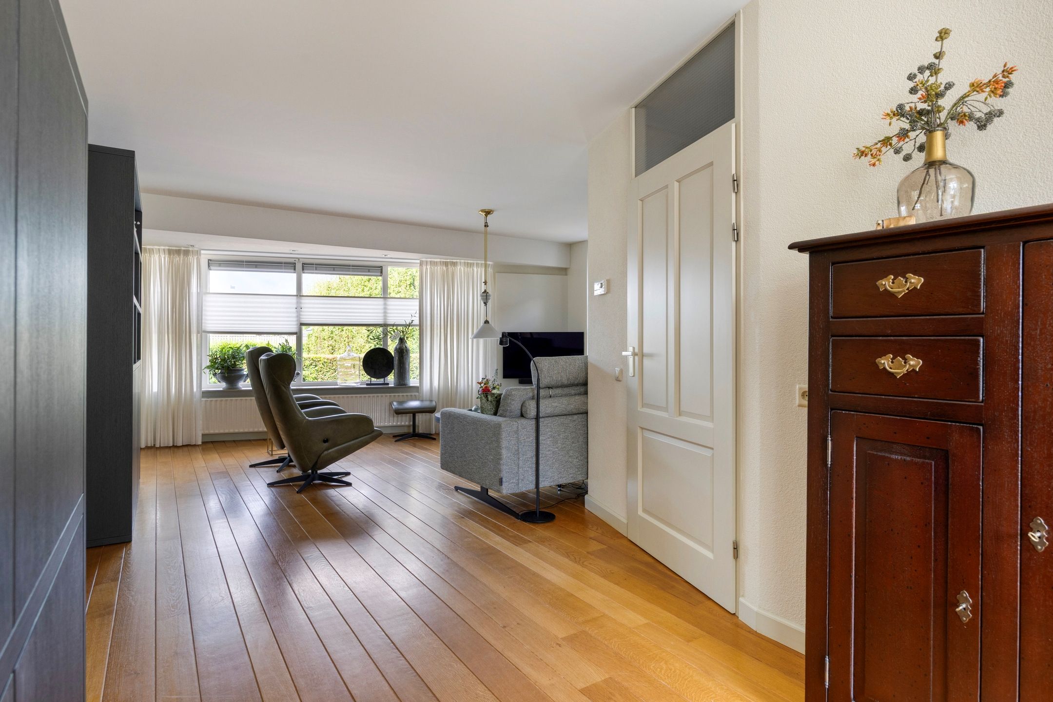 Foto 12 van Uithof 16