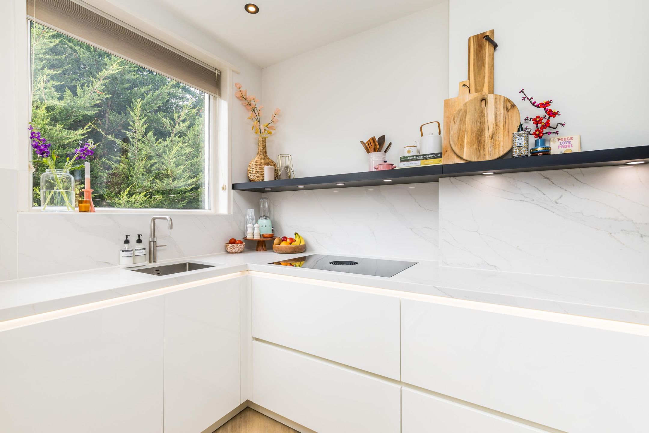 Photo 12 of Duizendschoonstraat 37-A