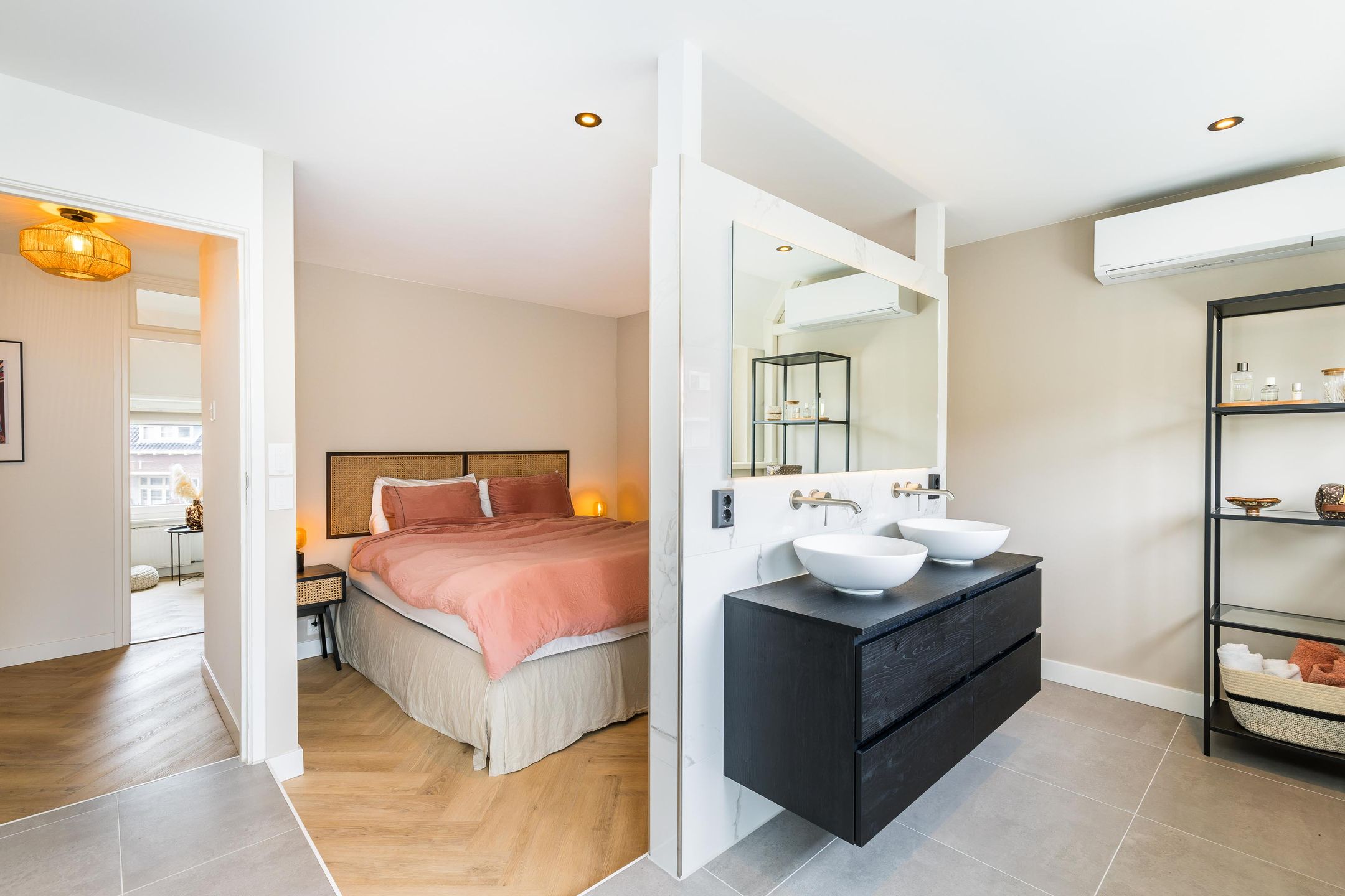 Photo 27 of Duizendschoonstraat 37-A