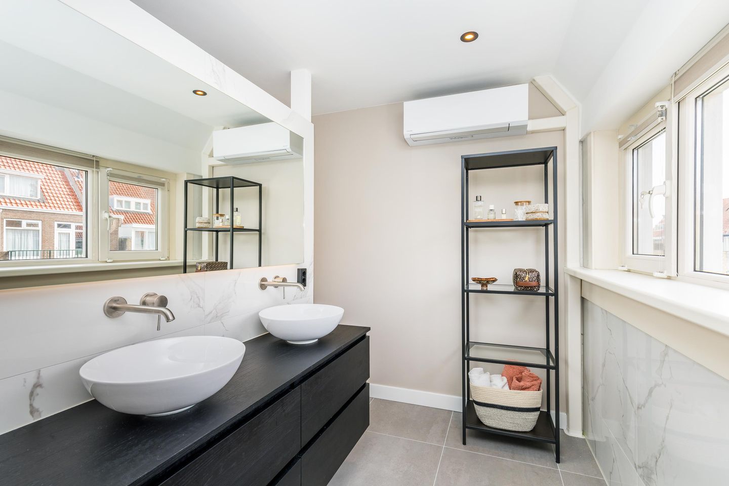 Photo 29 of Duizendschoonstraat 37-A