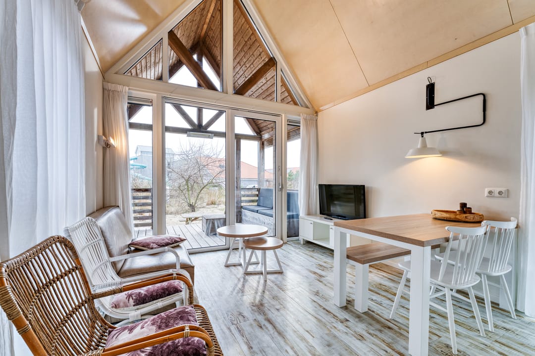 Photo 2 of Zeedijk 24-038