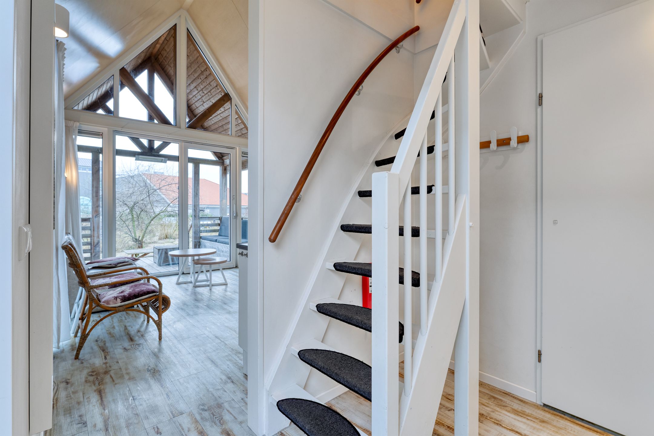 Photo 9 of Zeedijk 24-038