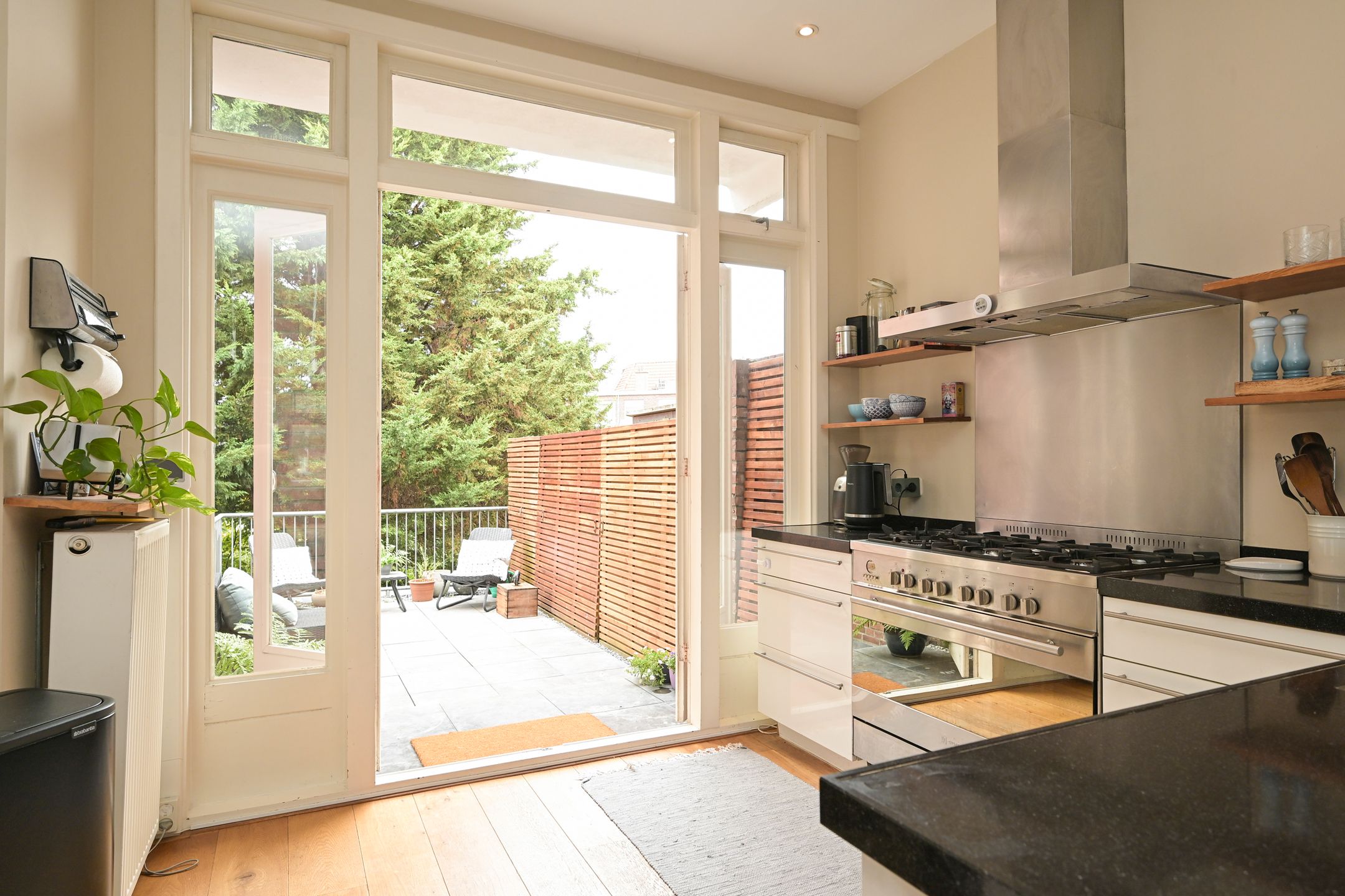 Foto 15 van Van Hoytemastraat 87