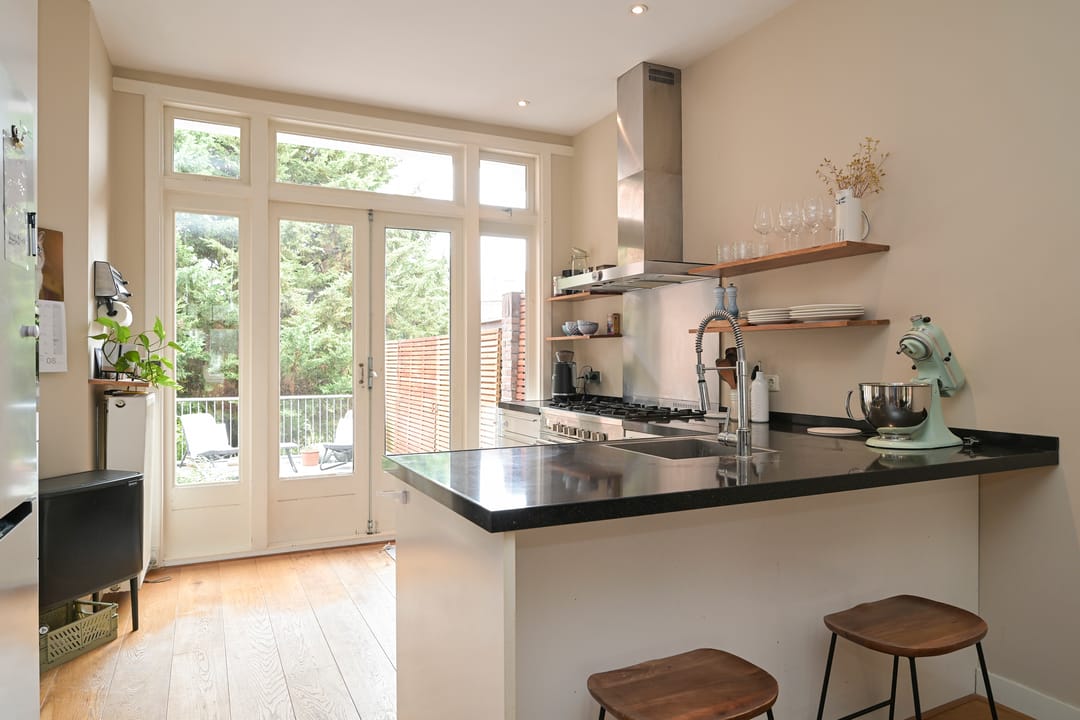 Foto 13 van Van Hoytemastraat 87