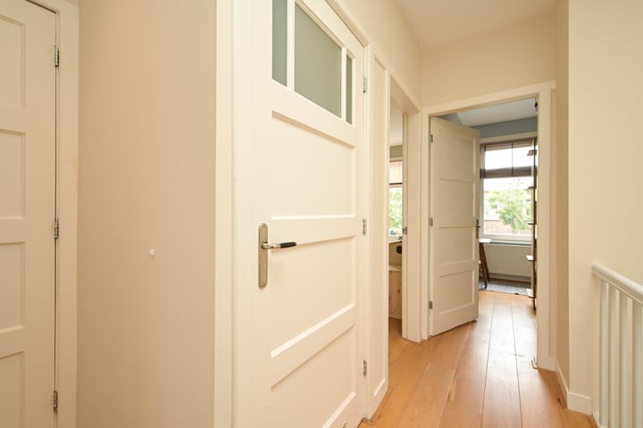 Foto 19 van Van Hoytemastraat 87