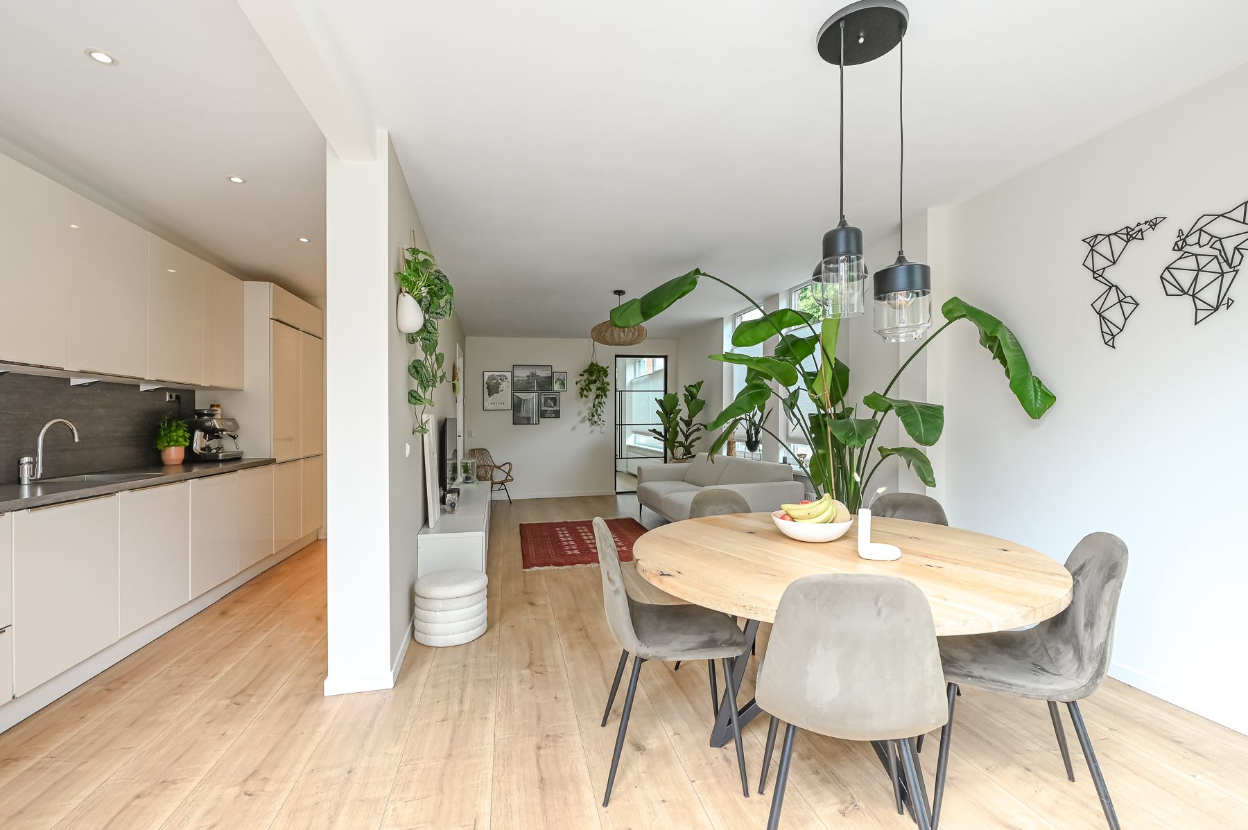 Foto 15 van van de Wateringelaan 204