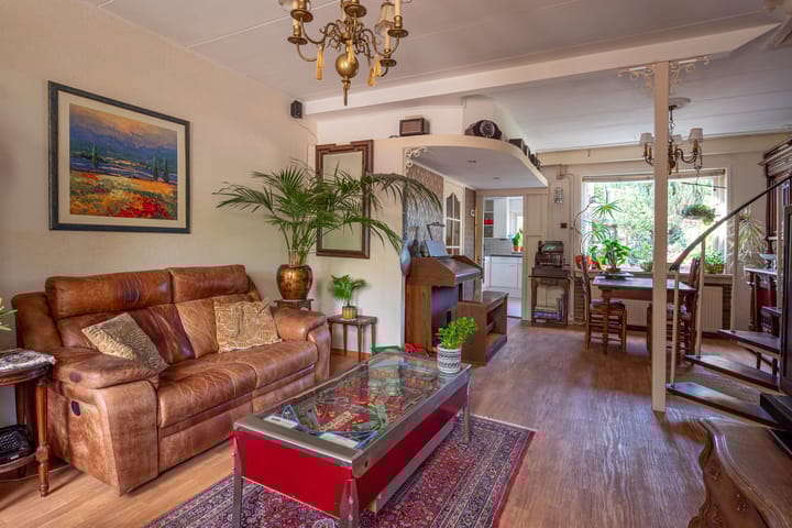 Photo 2 of Leidsevaart 164