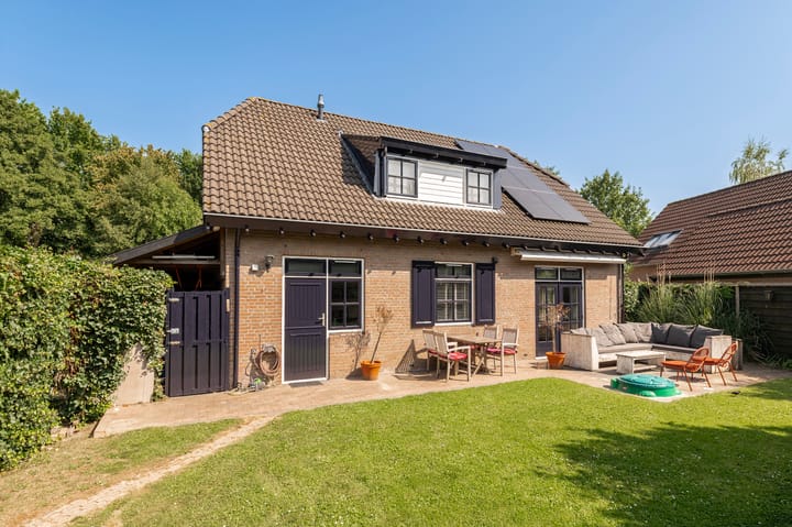 Photo 2 of Burgemeester van Mourikstraat 10