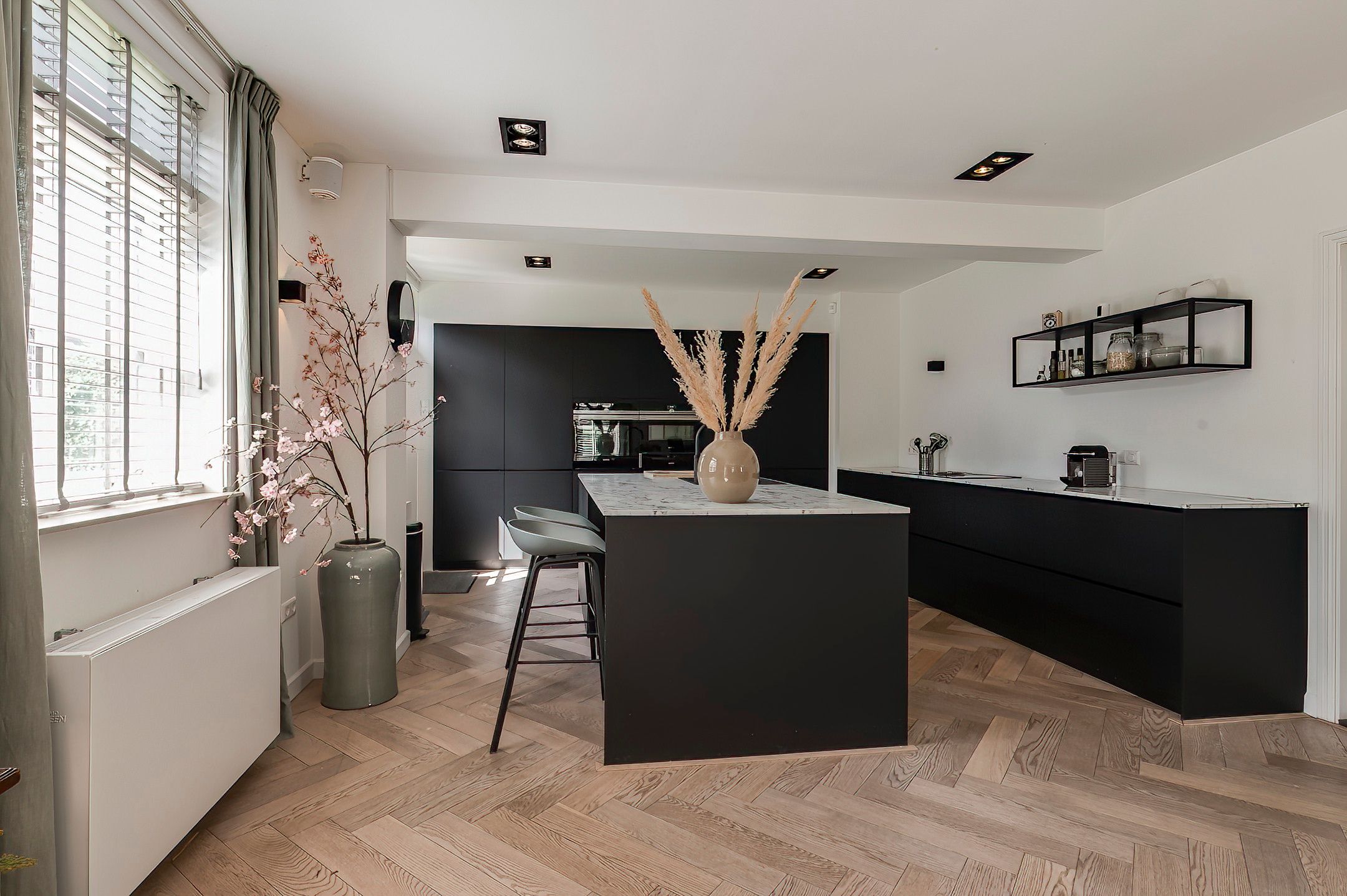 Foto 18 van Burgemeester van Mourikstraat 10