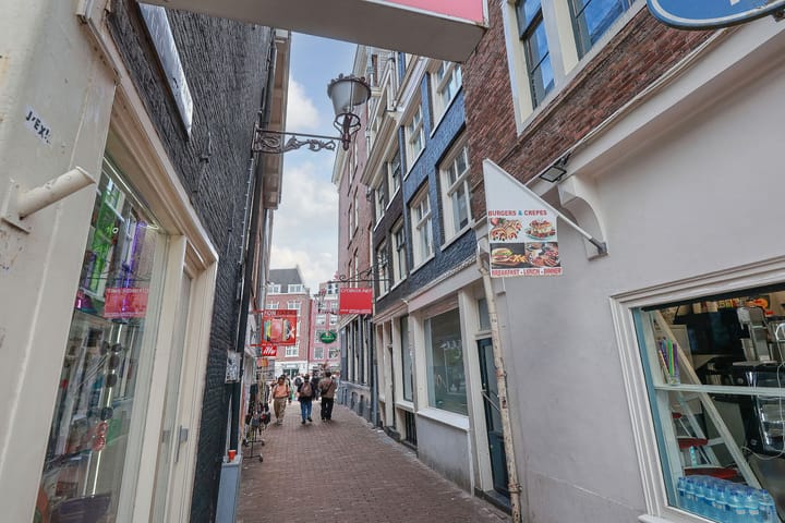 Korte Lijnbaanssteeg 3